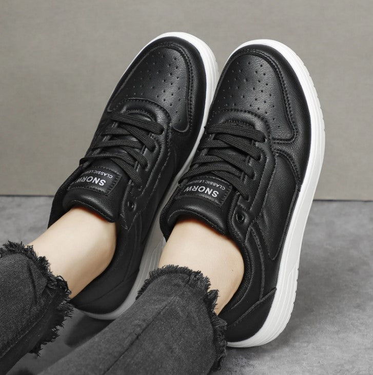 Couple’s Pure White Sneakers – Spring & Autumn Casual Shoes for Men and Women