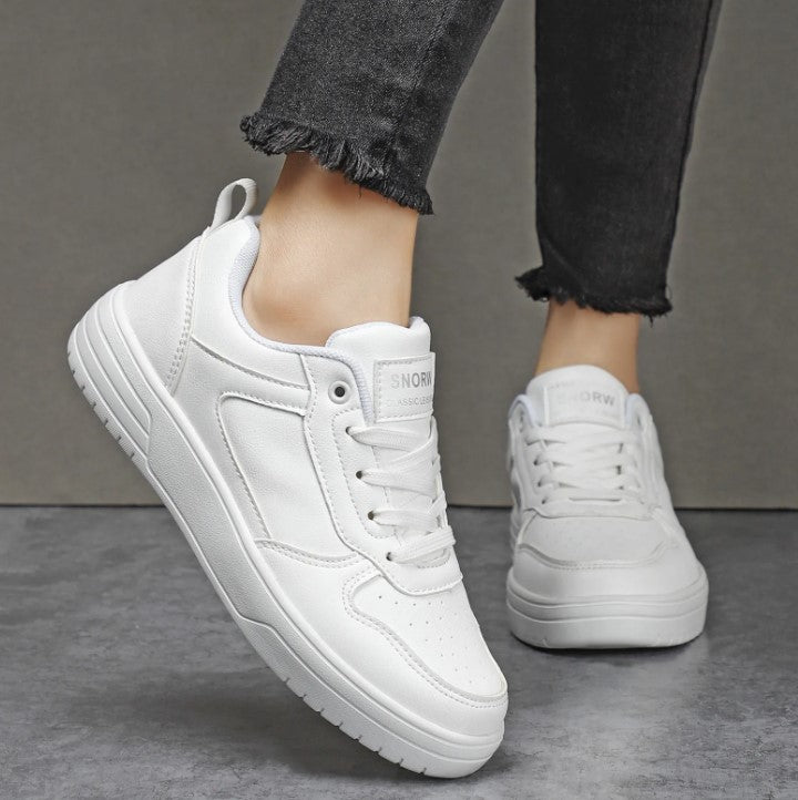 Couple’s Pure White Sneakers – Spring & Autumn Casual Shoes for Men and Women